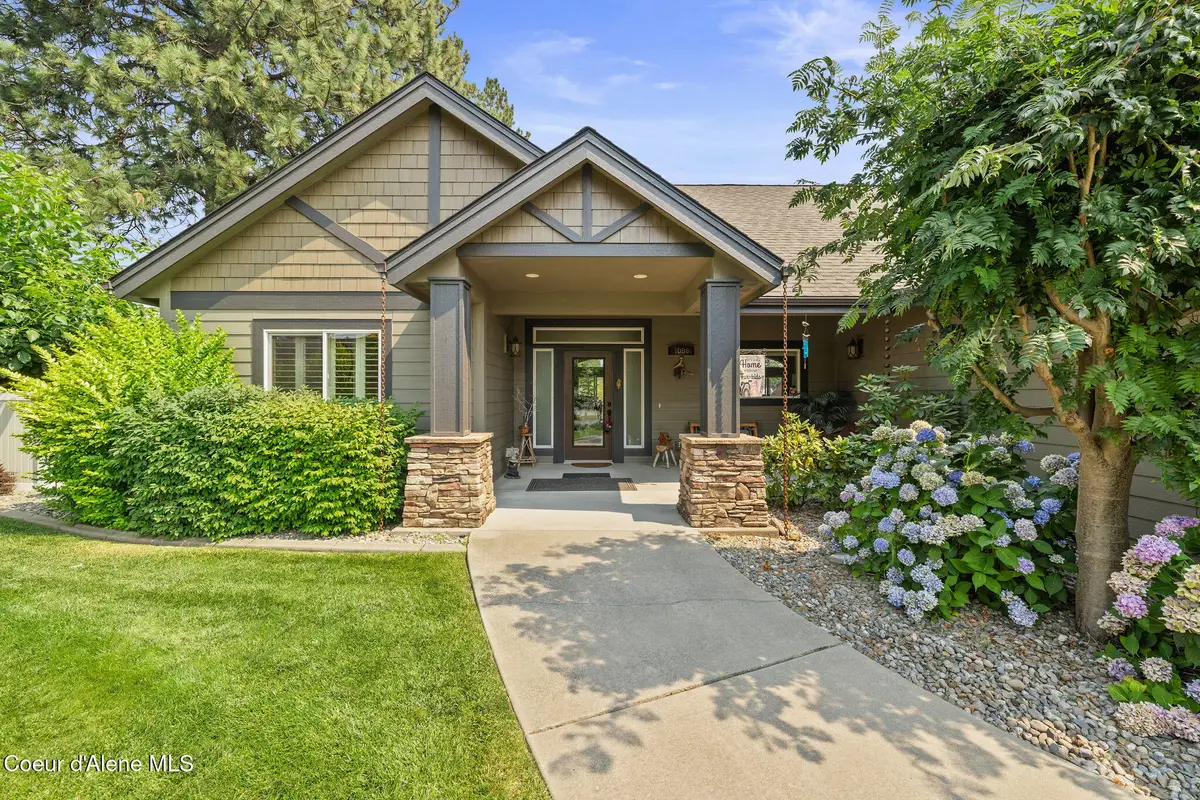 10986 N Rocking R Rd, Hayden, ID 83835 - #1
