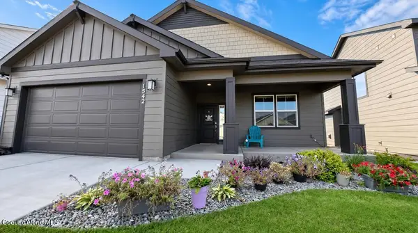 1542 W OKANOGAN AVE, Post Falls, ID 83854