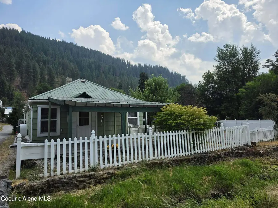 102 & 104 Markwell AVE, Silverton, ID 83867 - #2