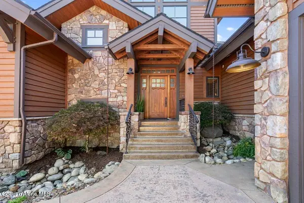 16845 S Spinel Ct, Coeur d'Alene, ID 83814