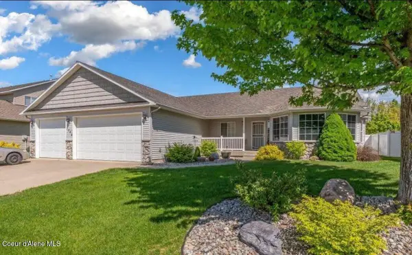 7948 N Carrington LN, Coeur d'Alene, ID 83815