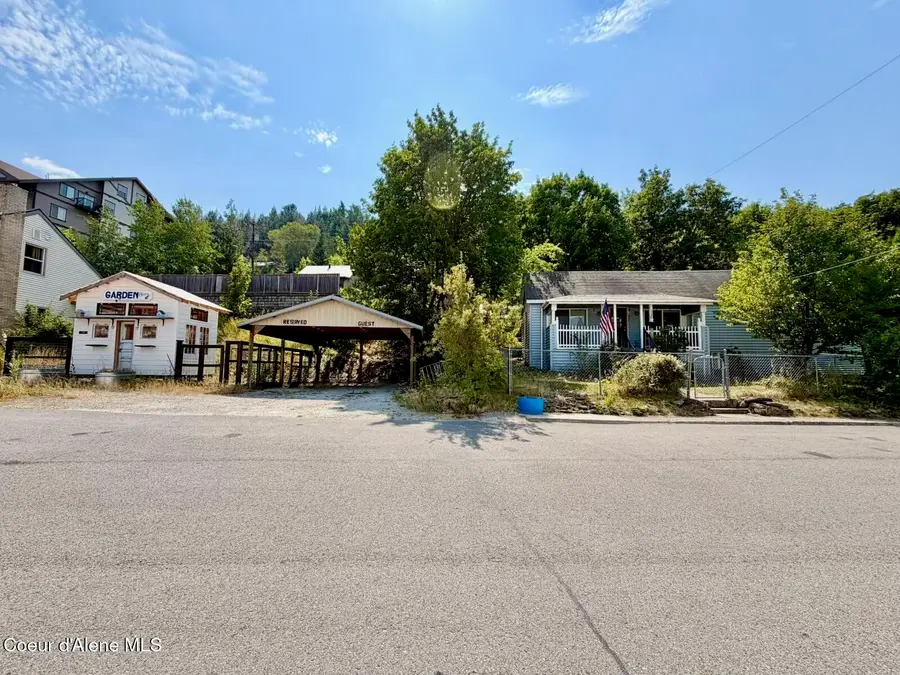 323 W Park Ave, Kellogg, ID 83837 - #2