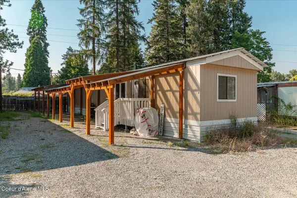 11776 Hauser Lake Rd, Hauser, ID 83854