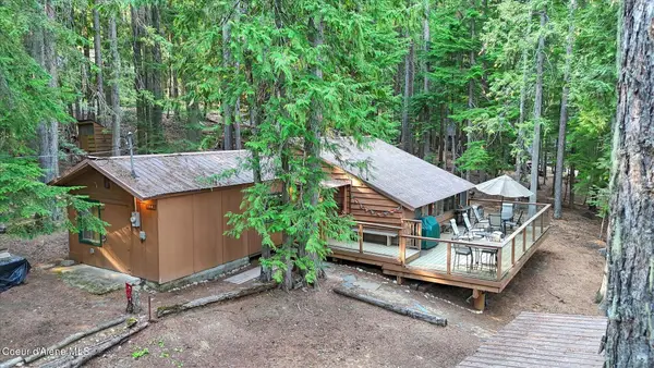 164 S Neopit Rd, Priest River, ID 83856