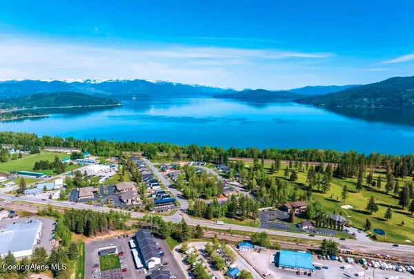 55 Carnelian Ave, Ponderay, ID 83852