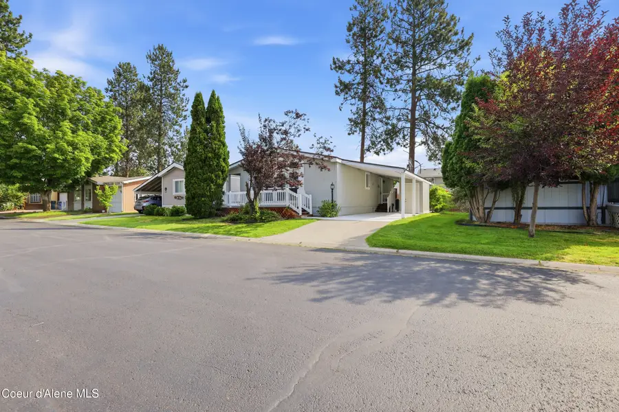 4882 W Cougar CIR, Coeur Dalene, ID 83815 - #2