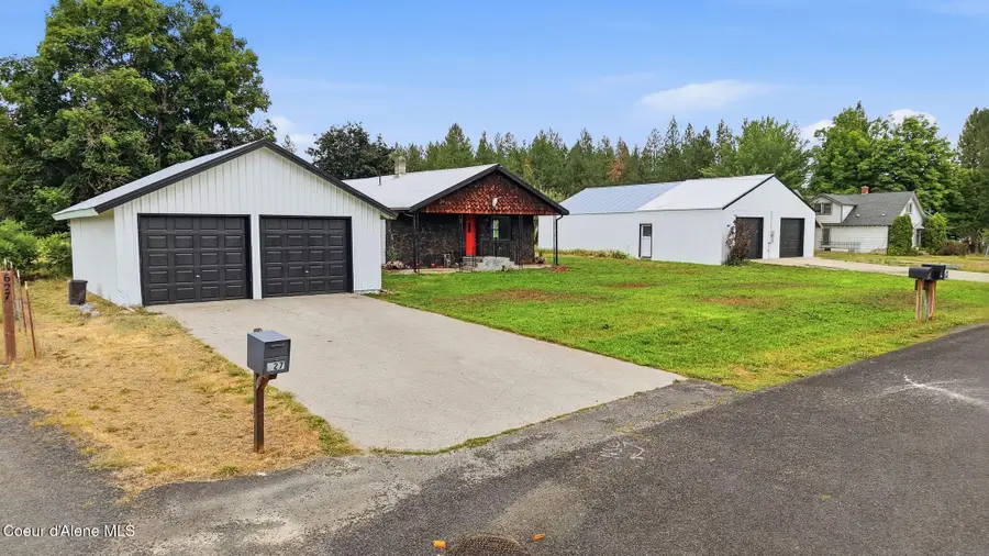 228 N Arcadia Ave, Deer Park, WA 99006 - #2