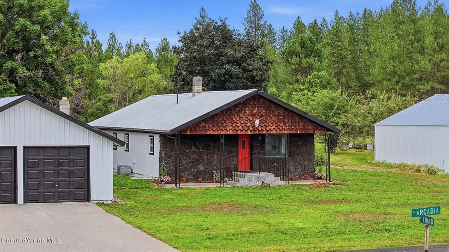 228 N Arcadia Ave, Deer Park, WA 99006 - #3