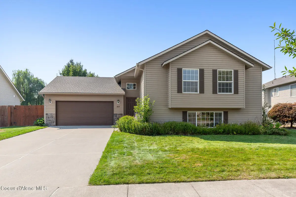 2827 W Timberlake LOOP, Coeur Dalene, ID 83815 - #1