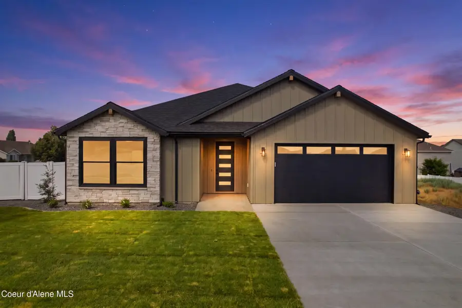 3223 N Van Winkle ST, Post Falls, ID 83854 - #3