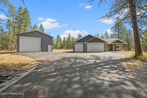 95 Wyatt Ln, Spirit Lake, ID 83869