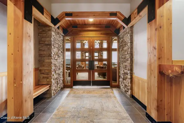 124 Village Ln #108, Sandpoint, ID 83864