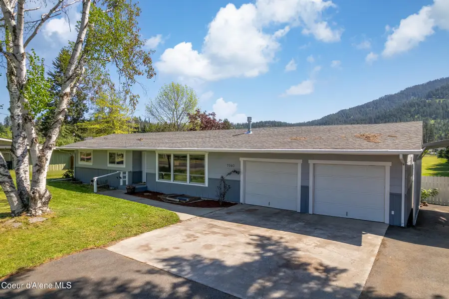 7040 N 15th ST, Dalton Gardens, ID 83815 - #2