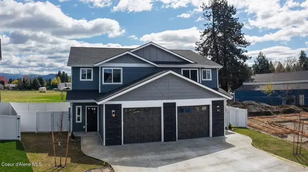 180 E LOBO LOOP, Hayden, ID 83835
