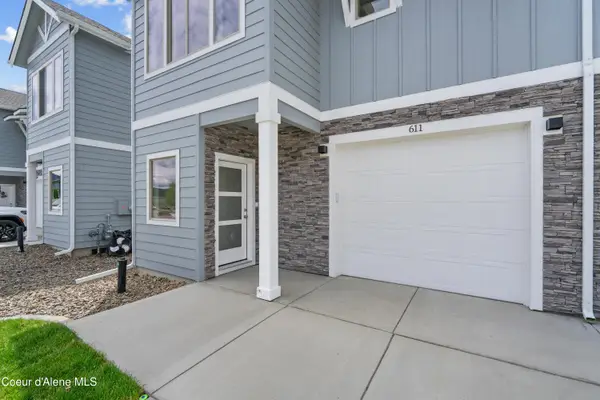 665 N Galbraith Lp, Post Falls, ID 83854