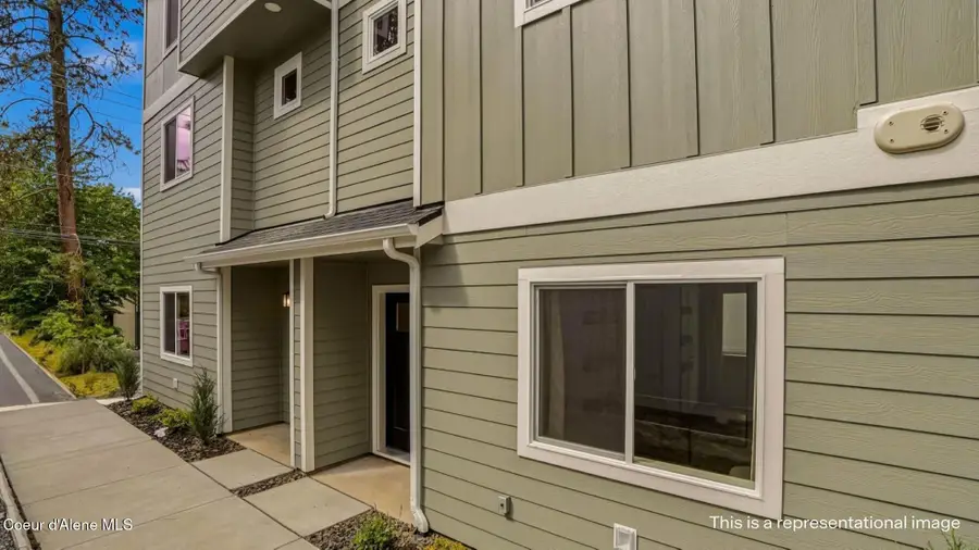 1123 W Pinewood Loop, Coeur Dalene, ID 83814 - #2