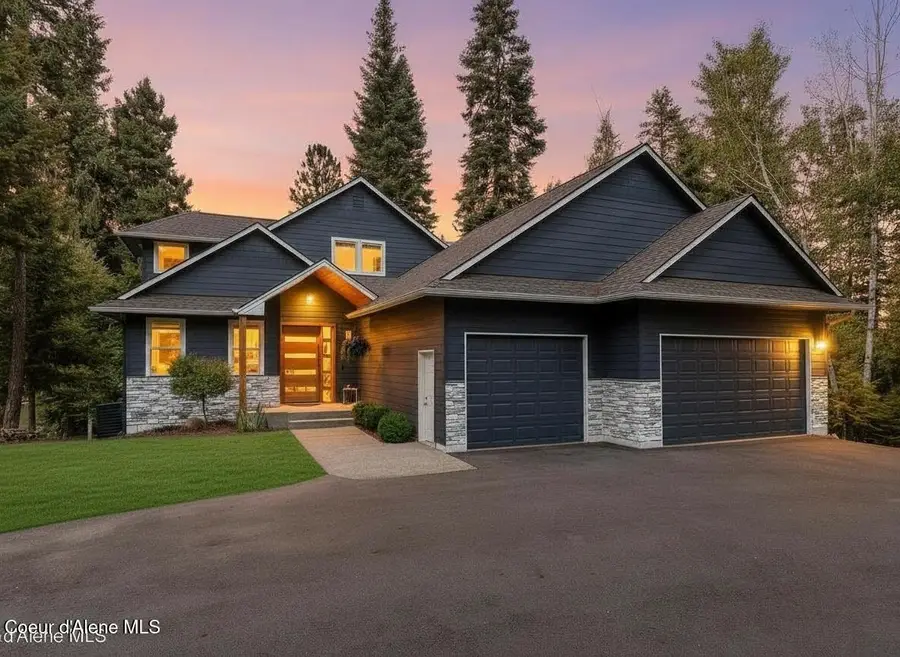 8895 W RIVERVIEW DR, Coeur D Alene, ID 83814 - #2