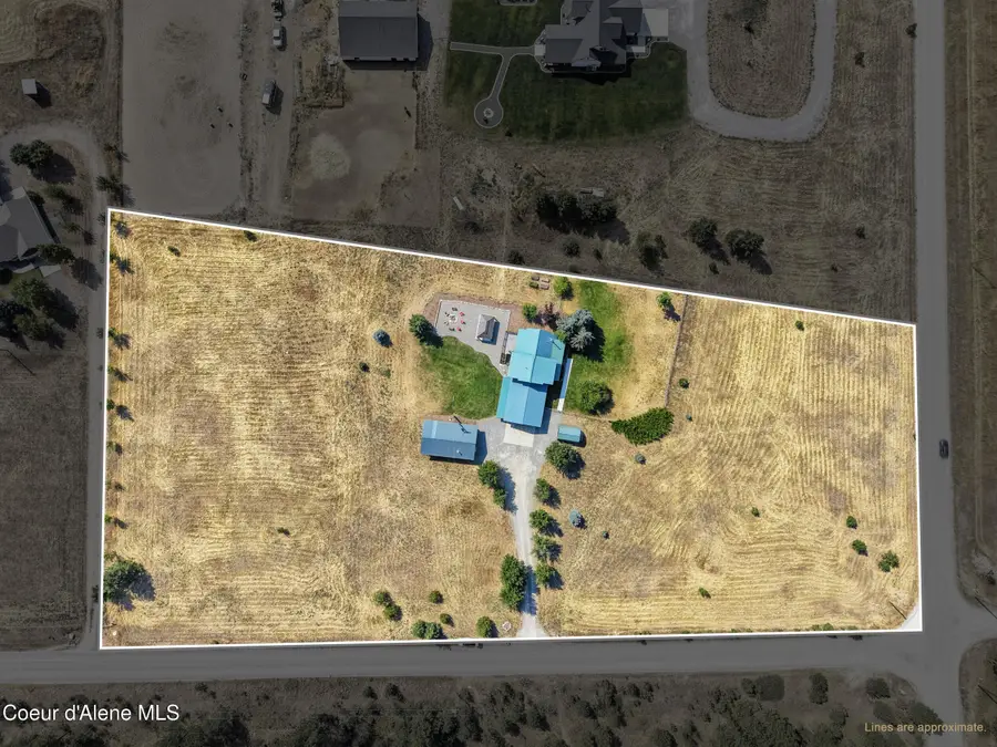 2128 E Shoshone AVE, Athol, ID 83801 - #3