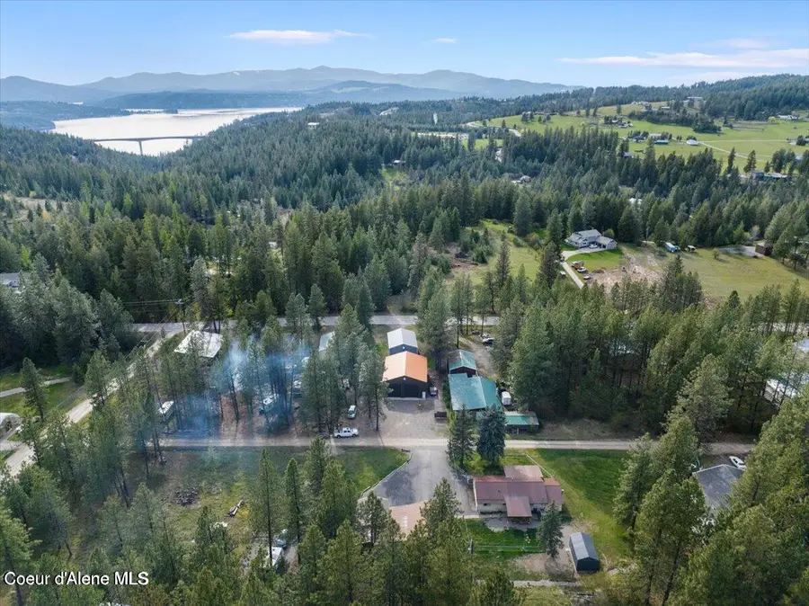 1847 S Dillon DR, Coeur Dalene, ID 83814 - Image #3