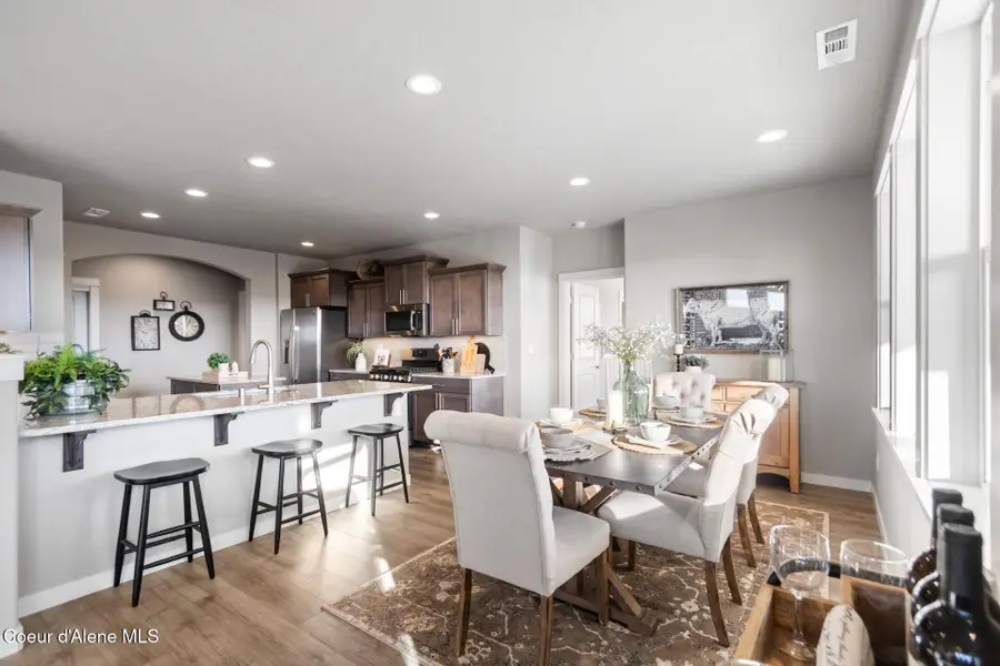 6469 W CONSTANTINE LN, Rathdrum, ID 83858 - #3