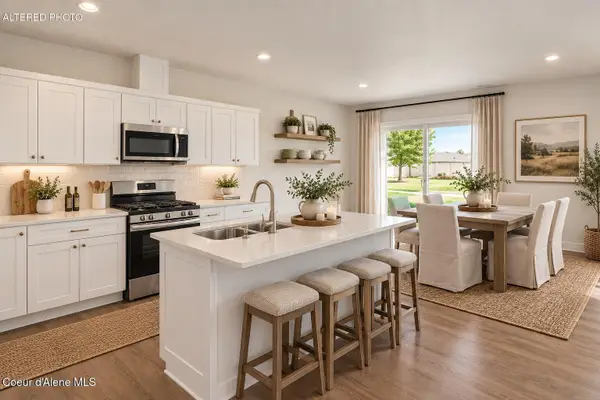 627 N Galbraith Lp, Post Falls, ID 83854