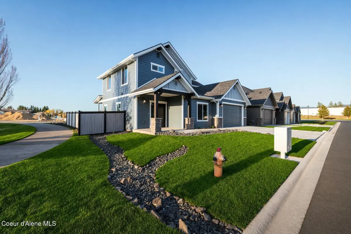 8429 N SNOWFLAKE LN, Hayden, ID 83835 - #1