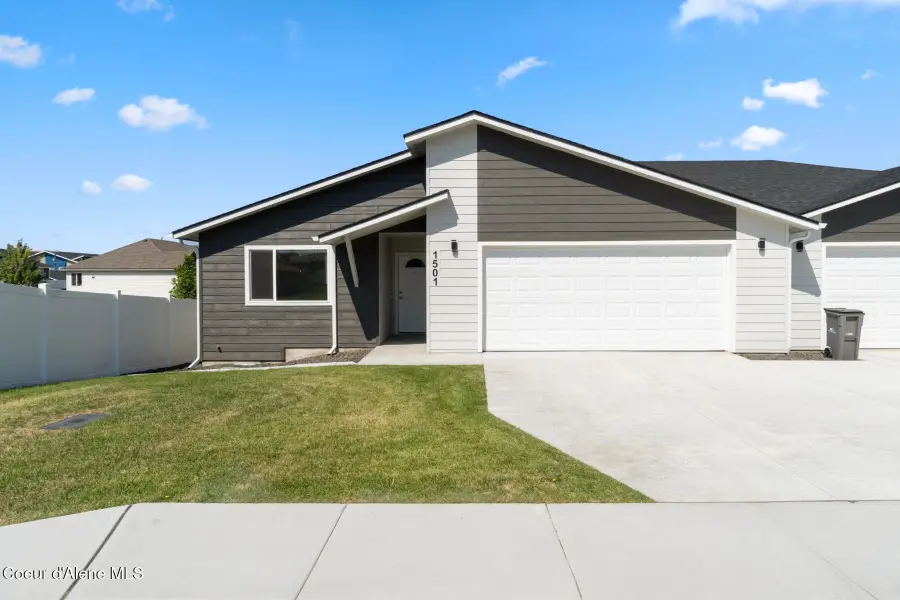1519 N Bell St, Spokane Valley, WA 99016 - #2