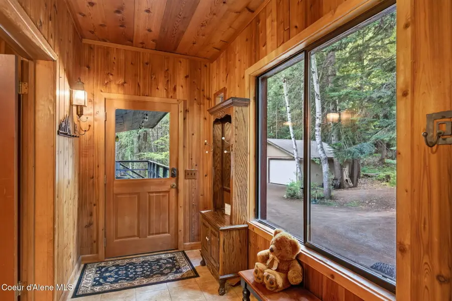 2298 Selkirk Rd, Sandpoint, ID 83864 - #2