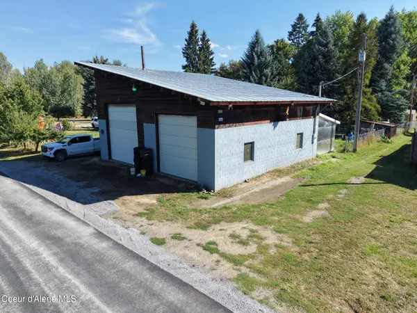 258 3rd ST, Ponderay, ID 83852