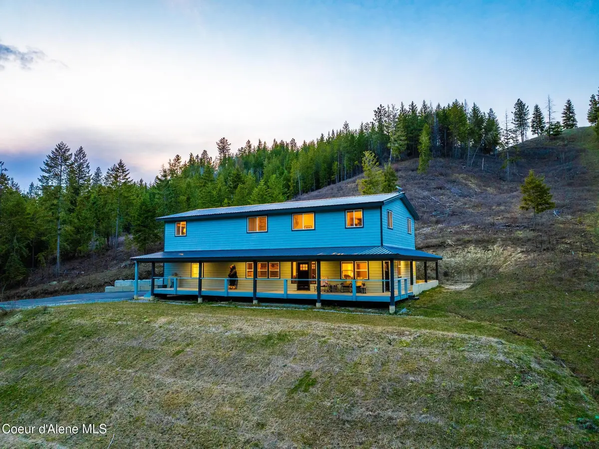 1197 Brown Creek Rd, Naples, ID 83847 - #1