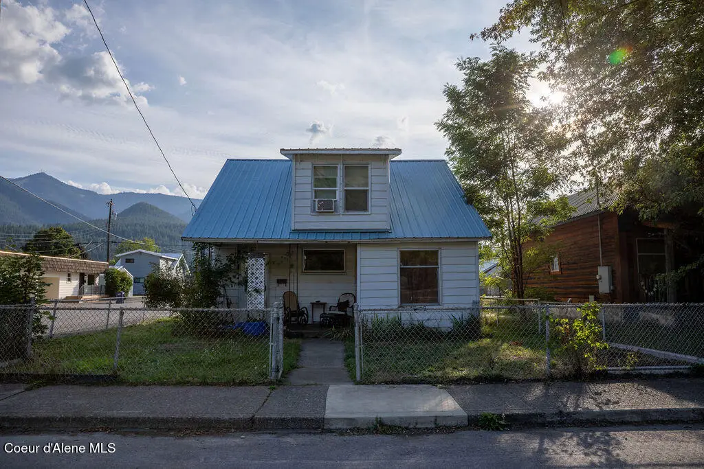 401 W Mission AVE, Kellogg, ID 83837 - #1