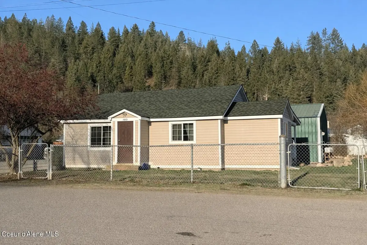 208 S 6th ST, Pinehurst, ID 83850 - #1