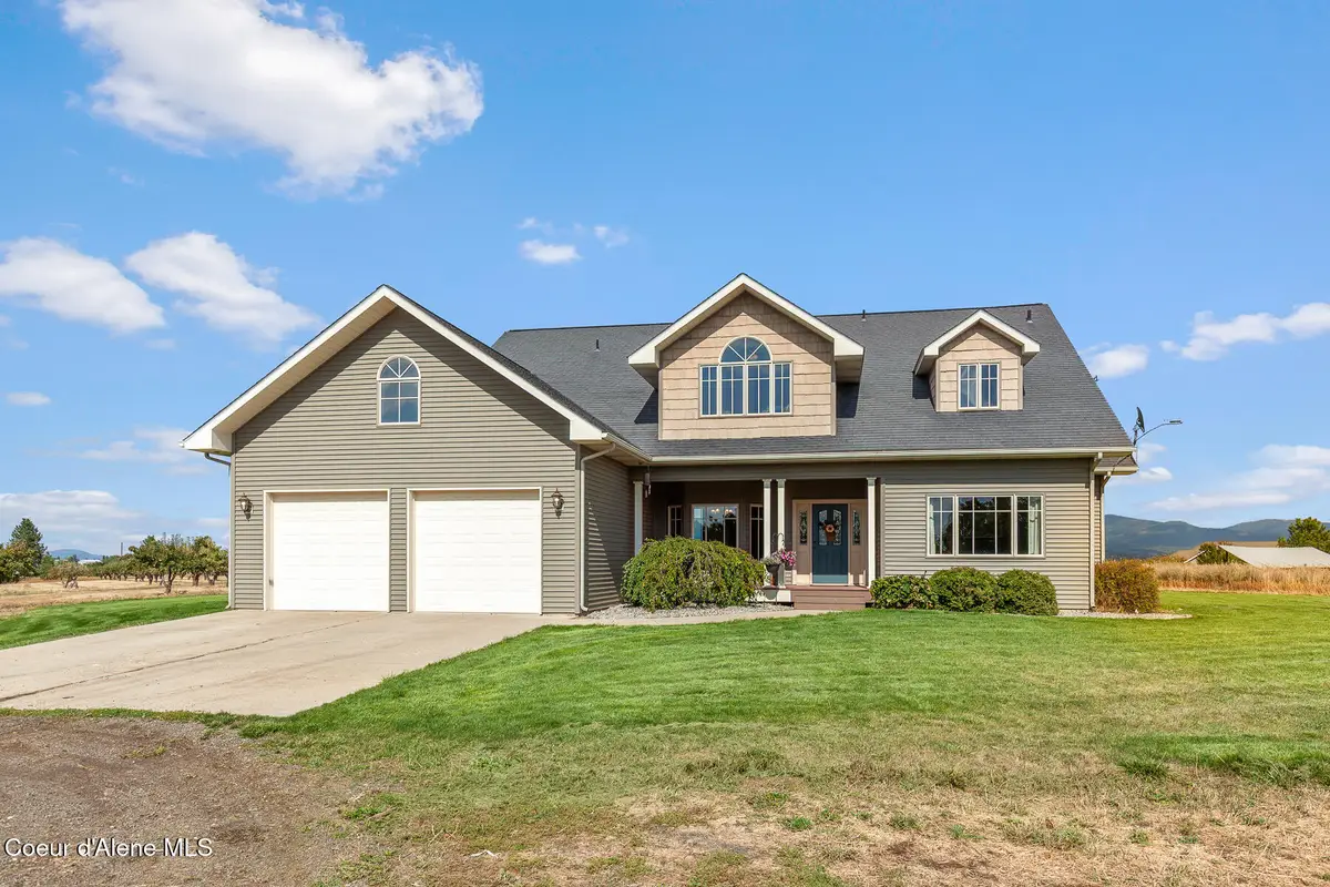 8808 E GREEN BLUFF RD, Colbert, WA 99005 - #1