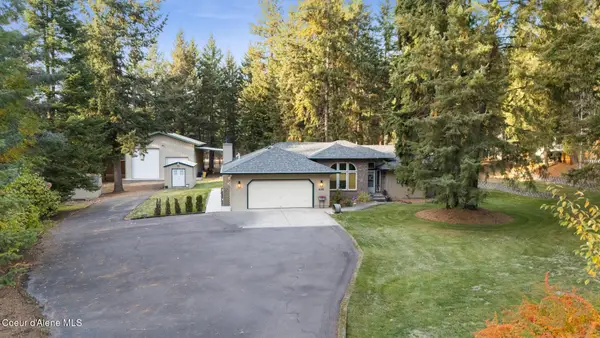 16385 W Hollister Hills Dr, Hauser, ID 83854