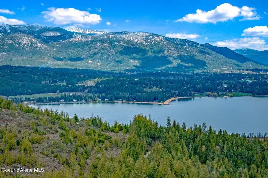 1025 Mountain Ridge DR, Sagle, ID 83860 - #2
