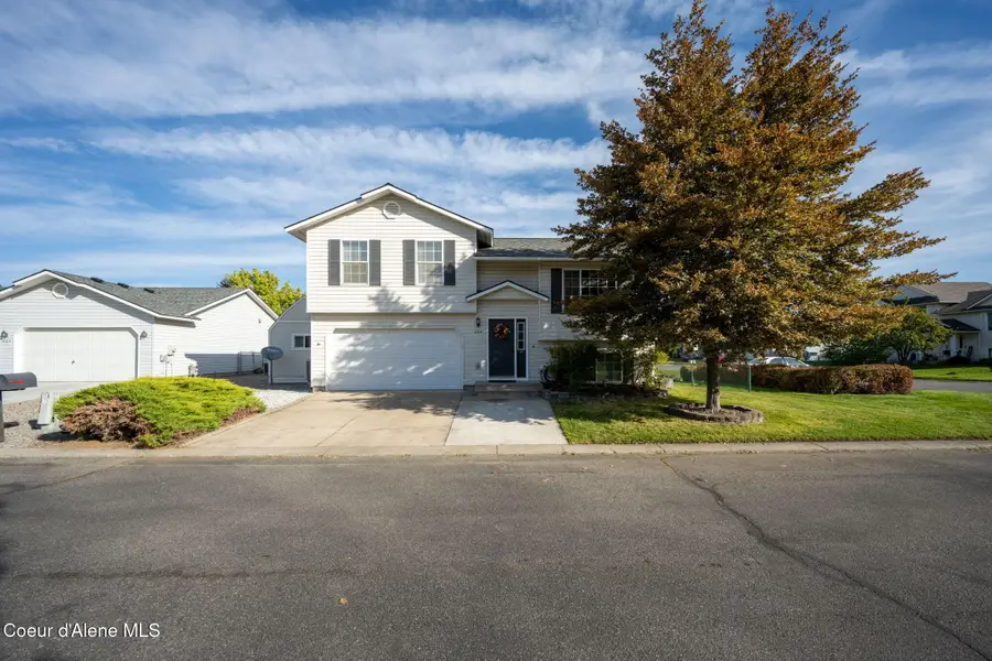 205 W Choctaw AVE, Post Falls, ID 83854 - #2