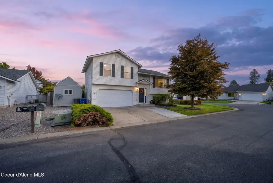 205 W Choctaw AVE, Post Falls, ID 83854 - #3