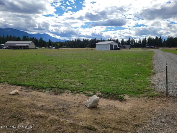 620 E Mountain View RD, Moyie Springs, ID 83845