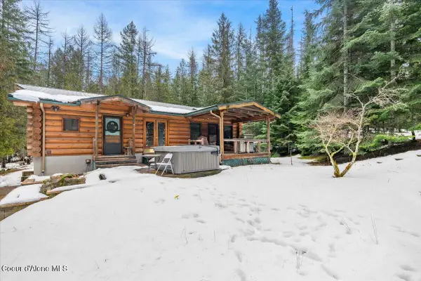 382 Fry Creek Rd, Sagle, ID 83860