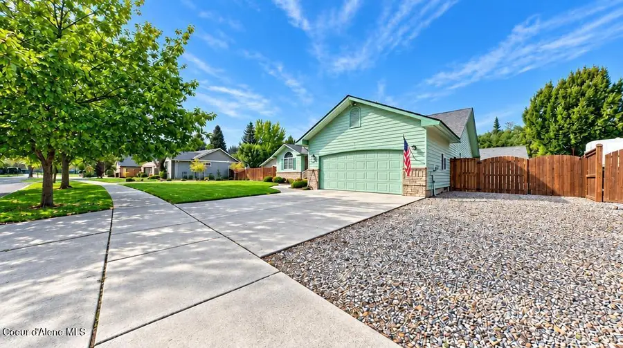 2707 E THOMAS HILL DR, Coeur D Alene, ID 83815 - #2