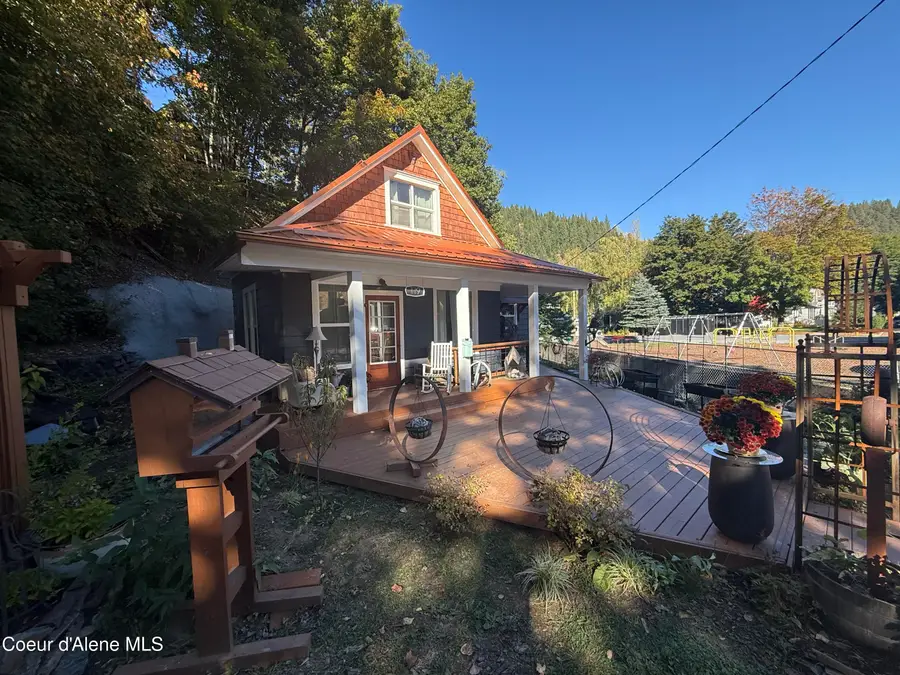 119 Pine St, Wallace, ID 83873 - #3