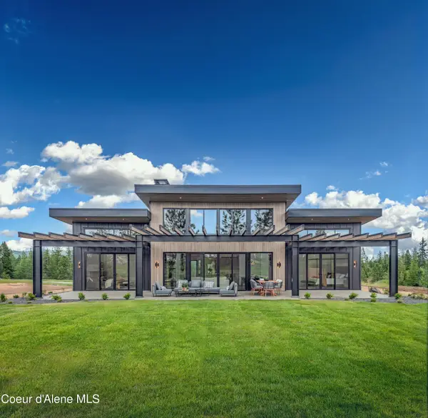 15999 S National DR, Coeur d'Alene, ID 83814