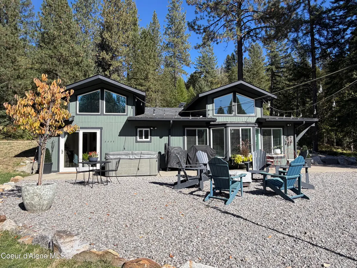 594 Upper Rocky Rd, Sagle, ID 83860 - #1