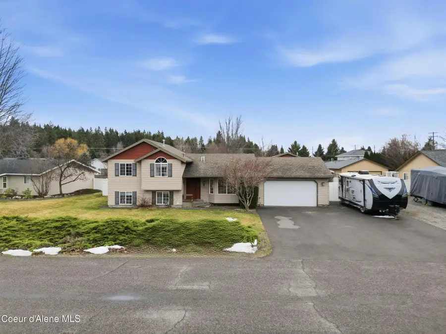 858 E Maple PL, Hayden, ID 83835 - #2