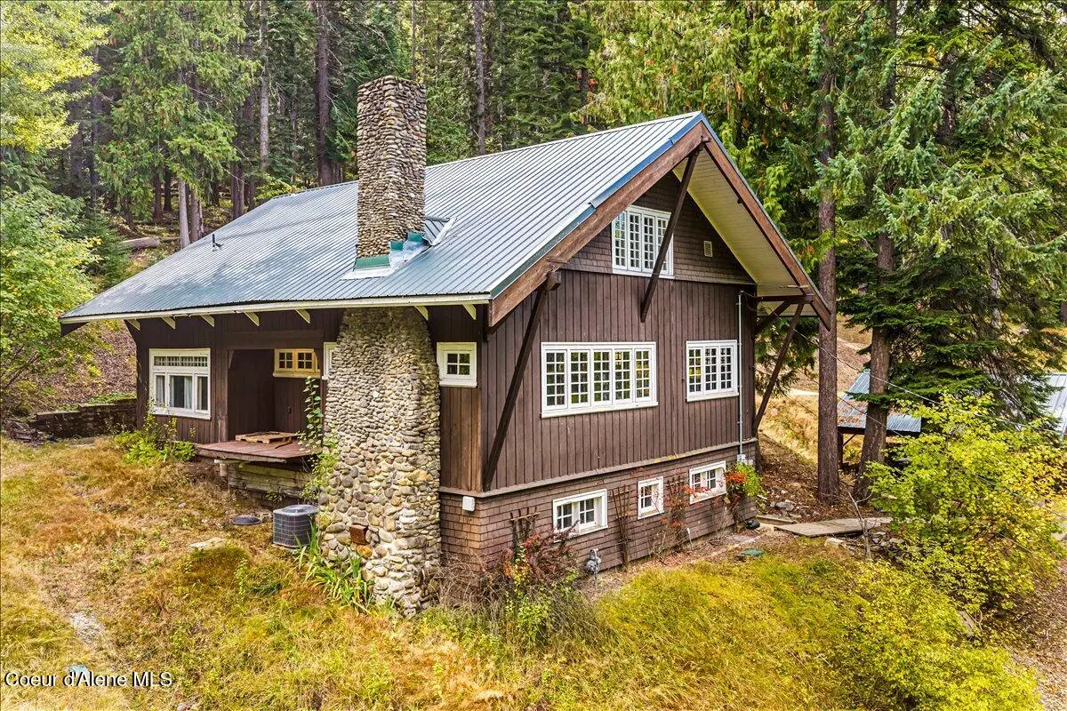 420 W Pearl ST, Wallace, ID 83873 - #1