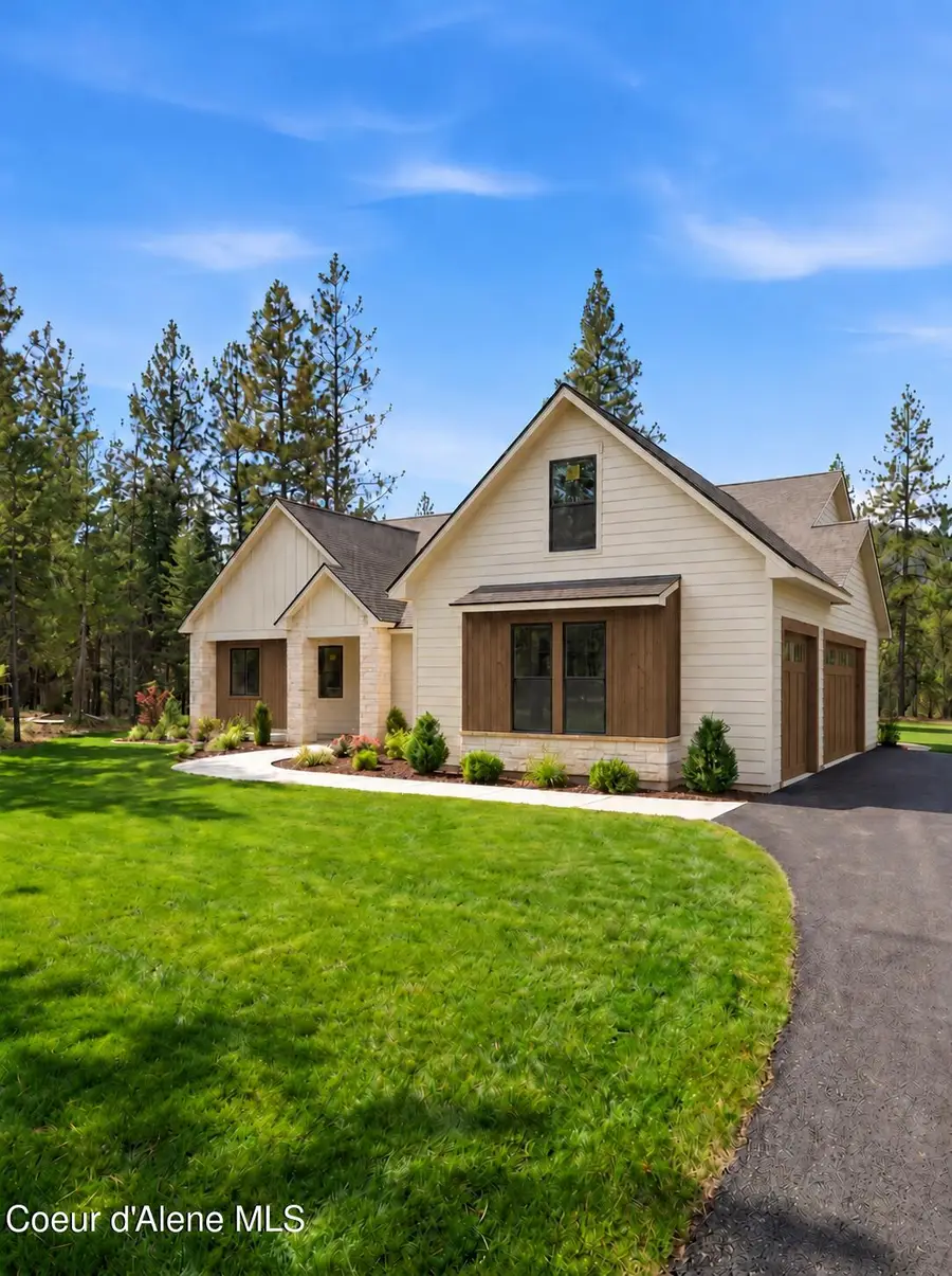 25005 W Ellington Ct, Athol, ID 83801 - #2