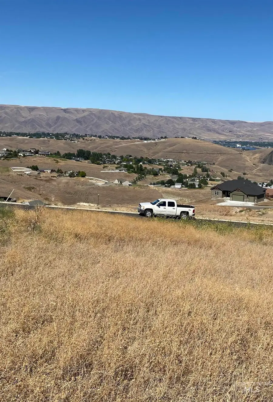 1785 River Canyon Drive, Clarkston, WA 99403 - #2