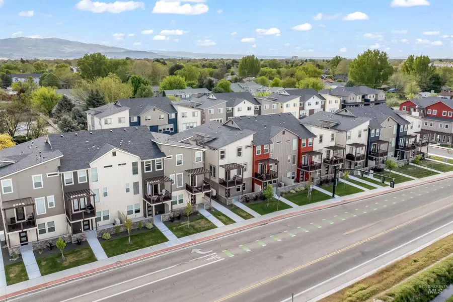 3125 N Network Ln, Boise, ID 83704 - #3