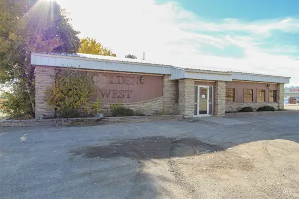 2431 Us 20, Arco, ID 83213