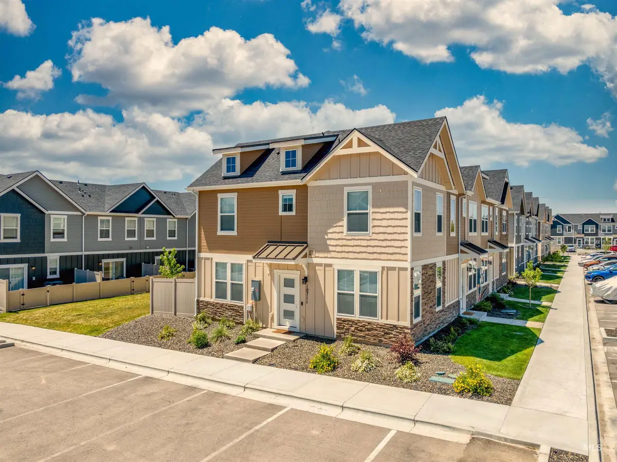 10711 W W Brownstone Ln, Boise, ID 83709 - #1